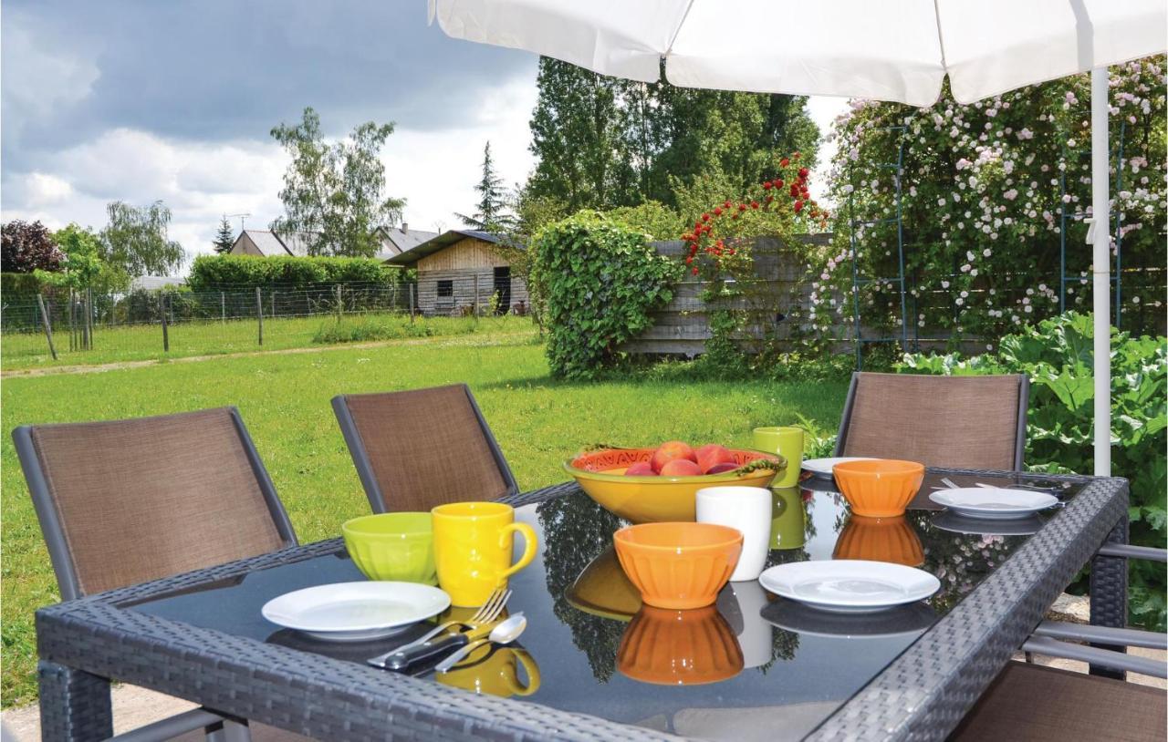 Lovely Home In Brain-Sur-Alonnes エクステリア 写真