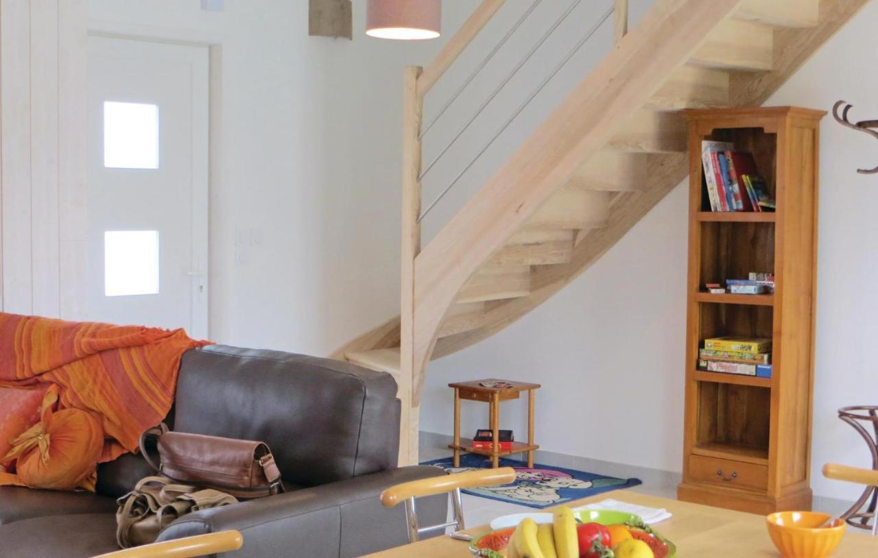 Lovely Home In Brain-Sur-Alonnes エクステリア 写真